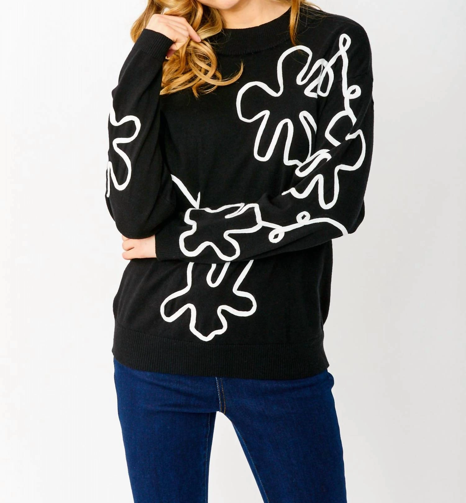 Timeless Knitwear Abstract Knit Sweater In Black/white