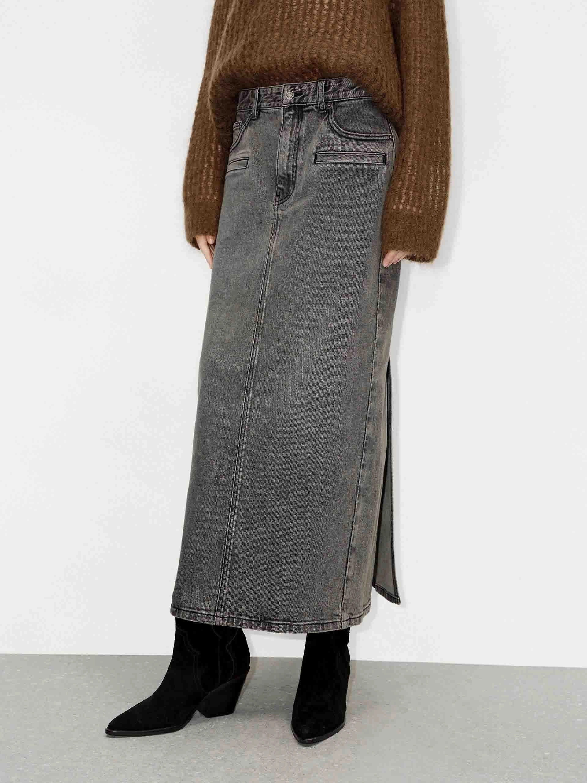 Form Fit Comfort Denim Back Slit Skirt