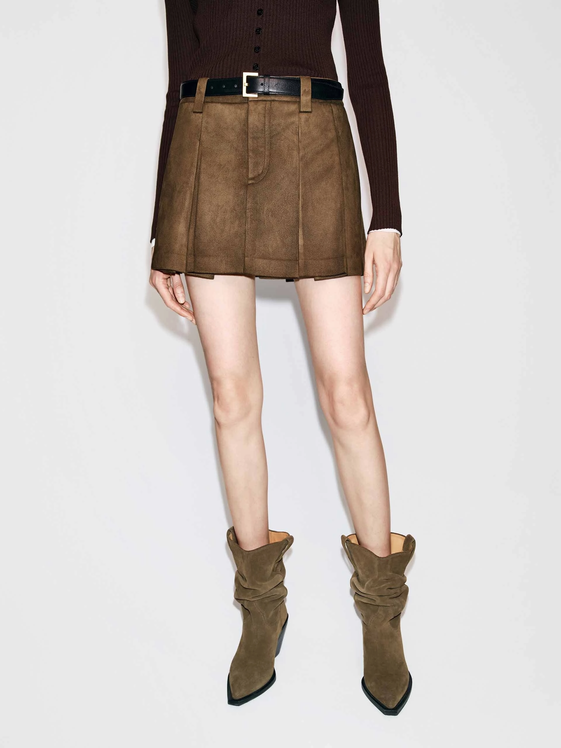 Suede Pleated Mini Skirt Sweat Wicking Lining UV protection coating