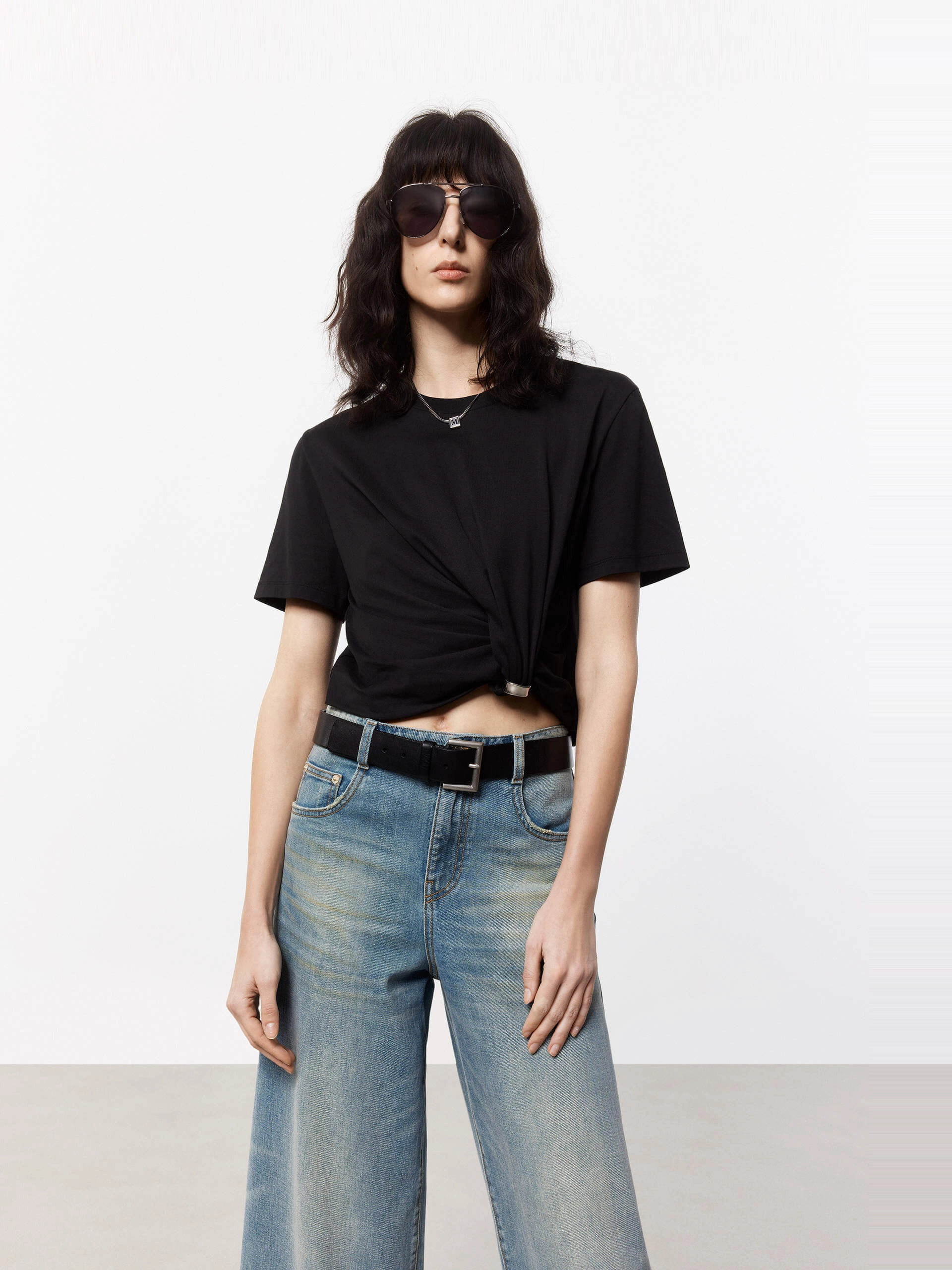 Twist Detail Cotton T-shirt Ribbed Collar Trim