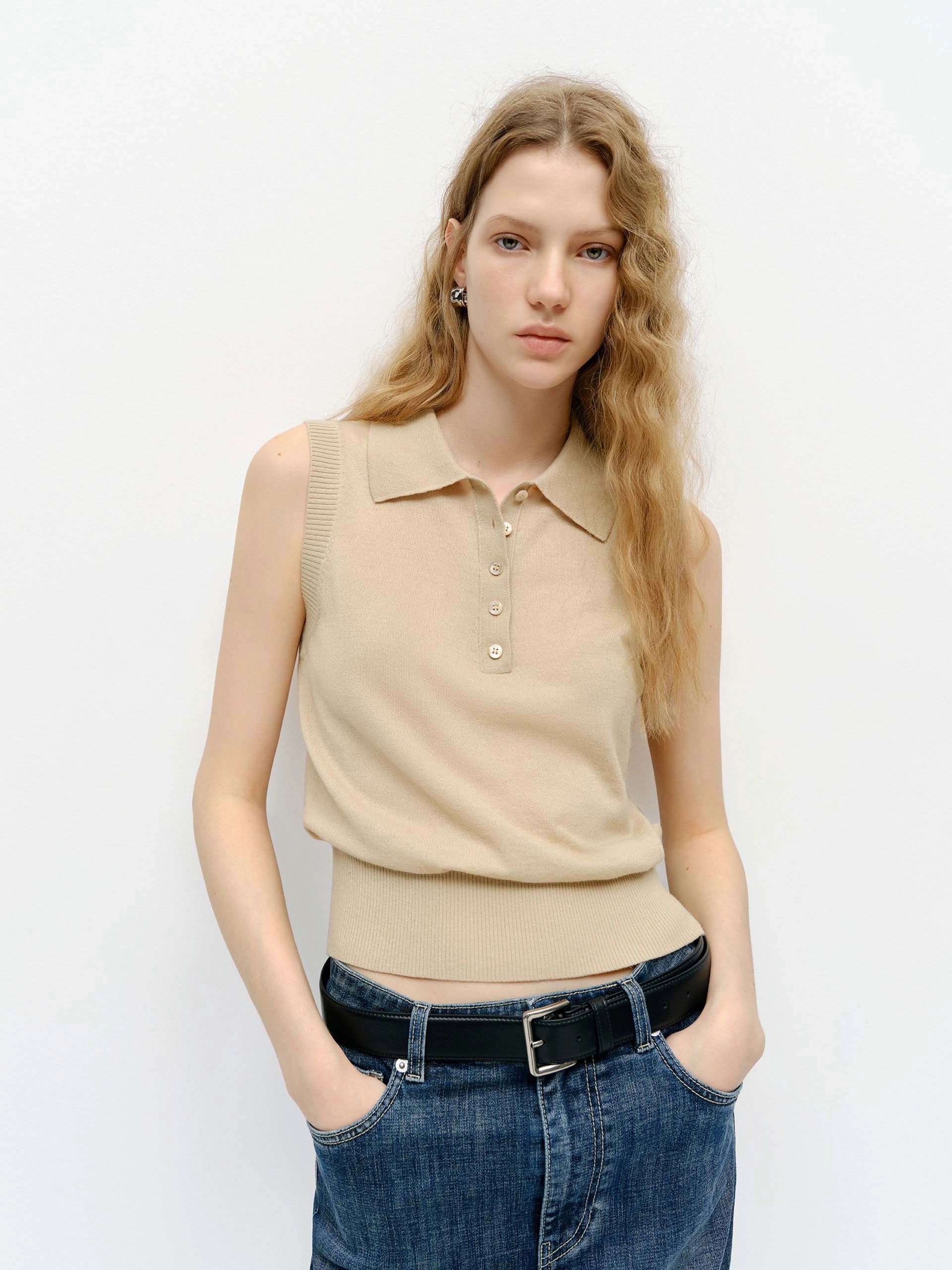 Lapel Collar Wool Knit Vest MultiPocketDesign ReflectiveTrimDetails