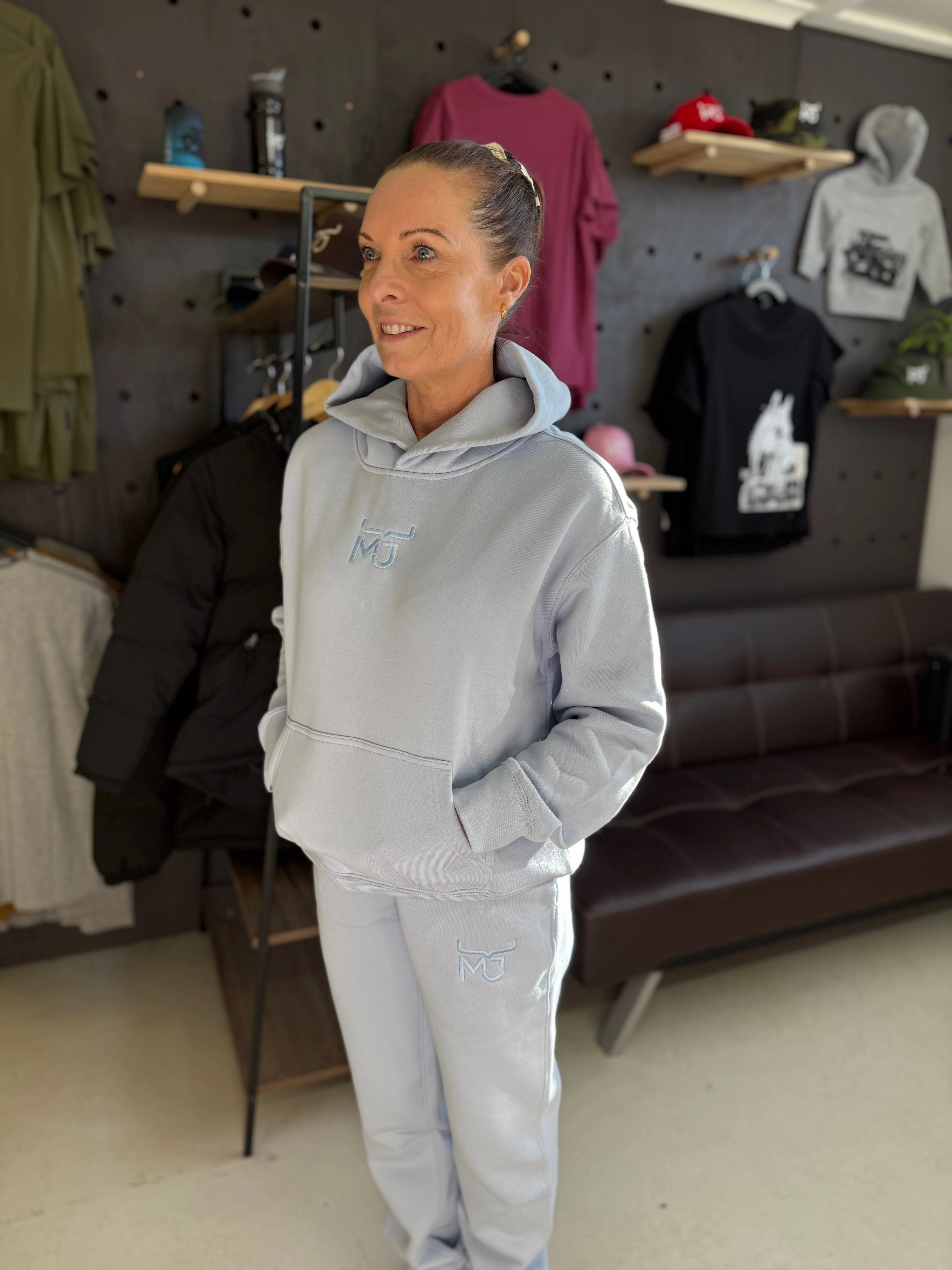The Women's Relax Set Universal Fit System