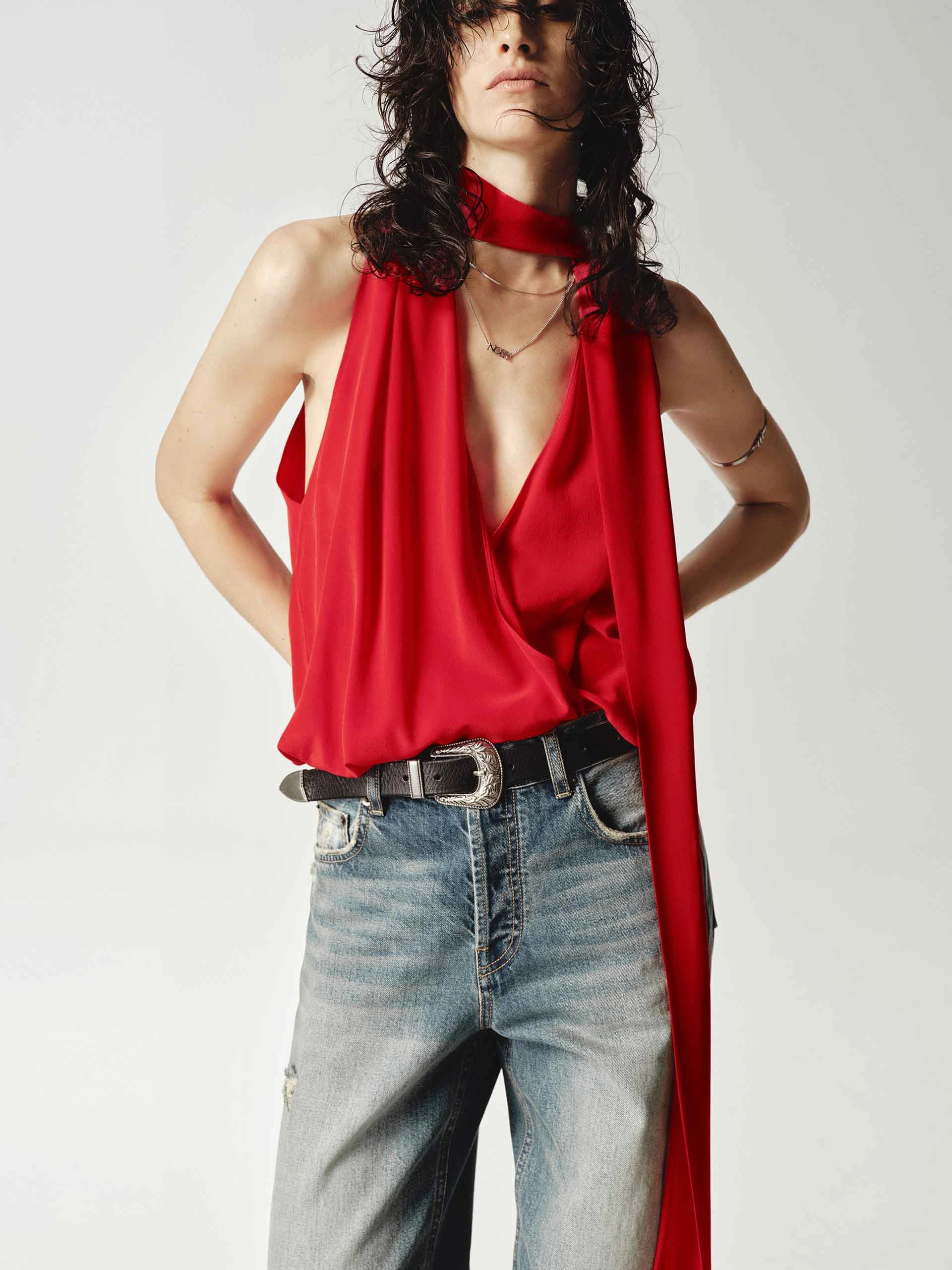 Silk V-neck Tie Blouse RelaxedSilhouette LongSleeve