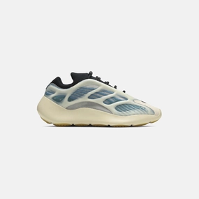Snug Heel Lock Adidas Yeezy 700 V3 Kyanite