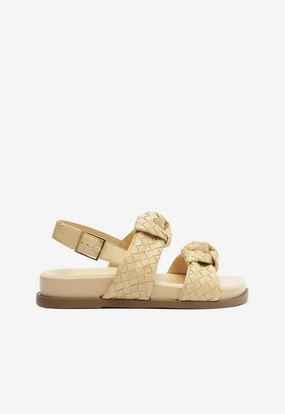 Kareena Beige Sporty Sandal Morning Stroll