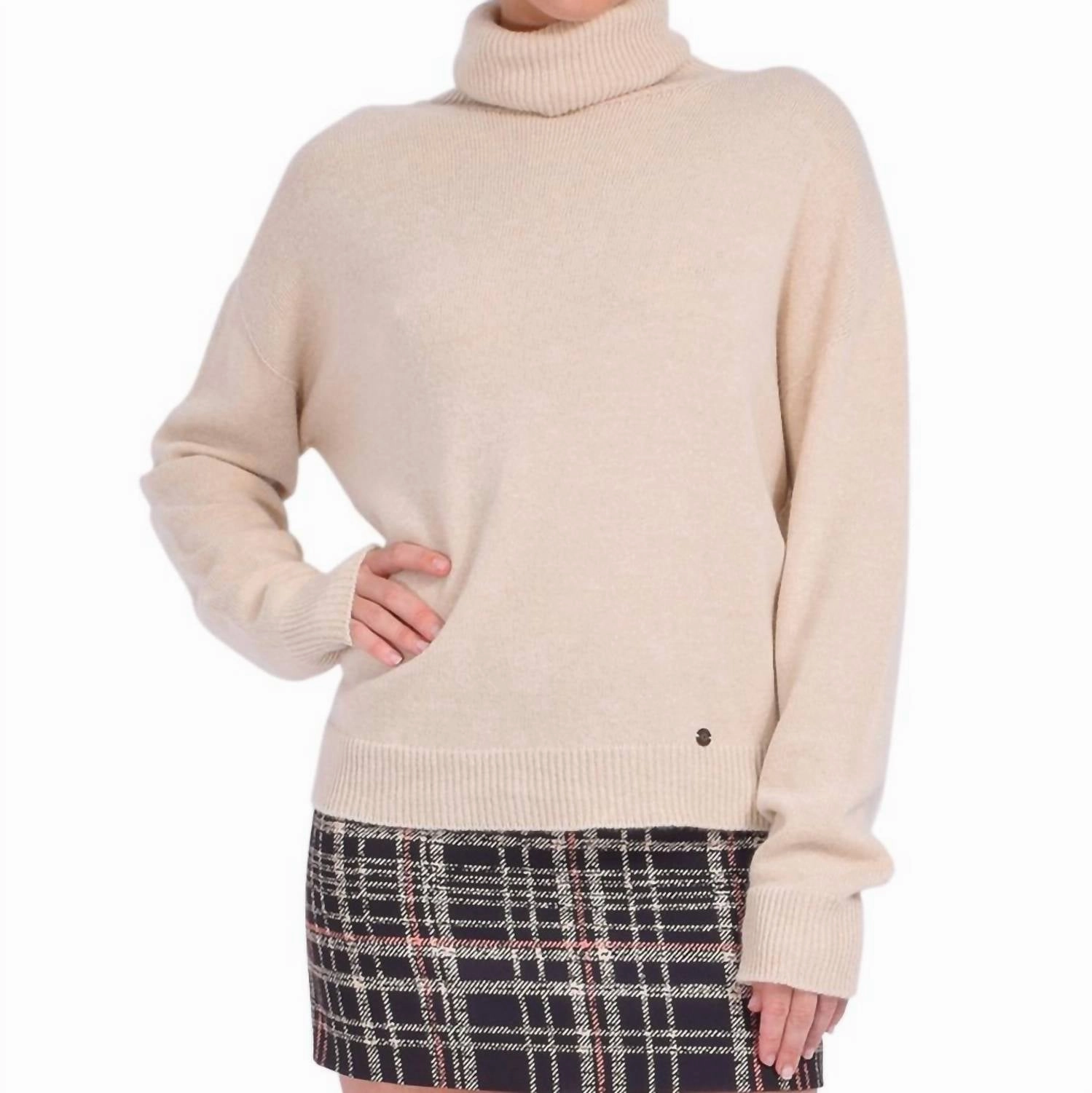 Knitwear Look Turtleneck Sweater In Ecru
