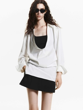 Wrinkle Resistant Treatment U-neck Loose Shirt with Bra