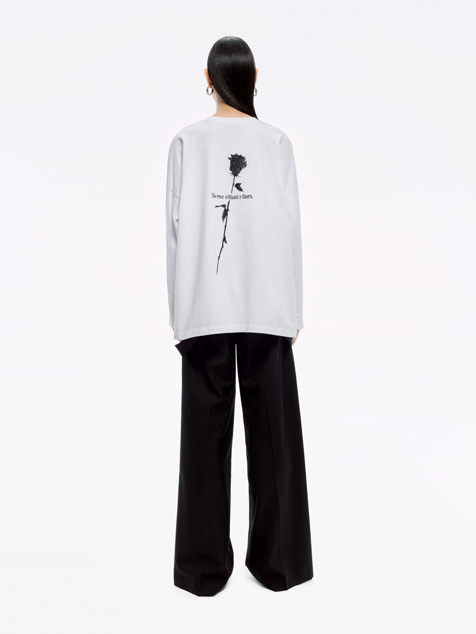 Drop Shoulder Rose T-shirt Picnic
