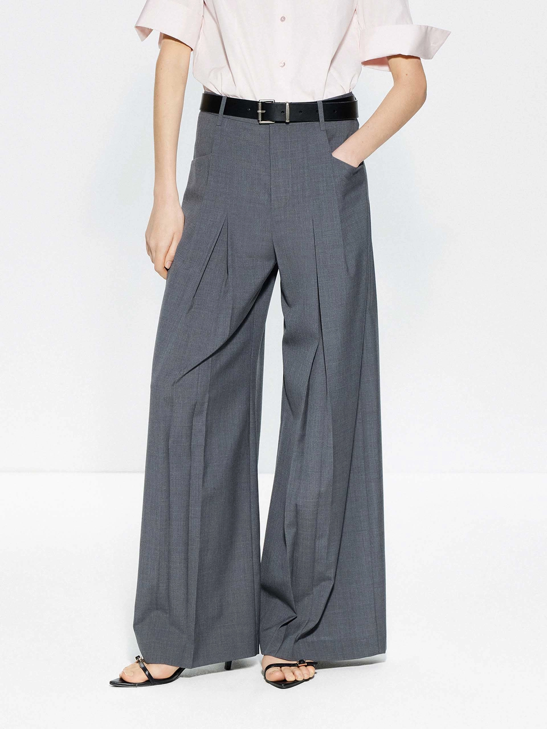 Pleated Detail Wide Leg Pants Everyday Ease Stylish Fit