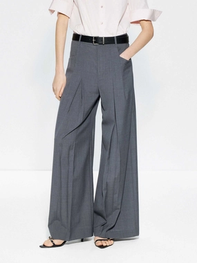 Pleated Detail Wide Leg Pants GussetedCrotch