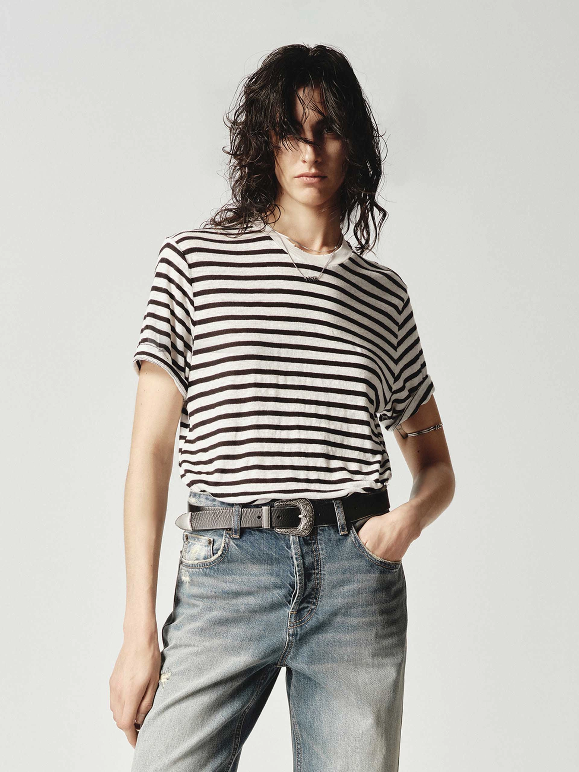 Comfortable Fit Wear Layering Must-Have Linen Blend Striped T-shirt