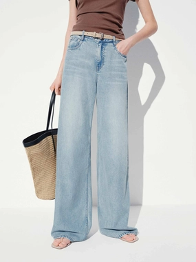 Sporty Look Light Blue Washed Jeans