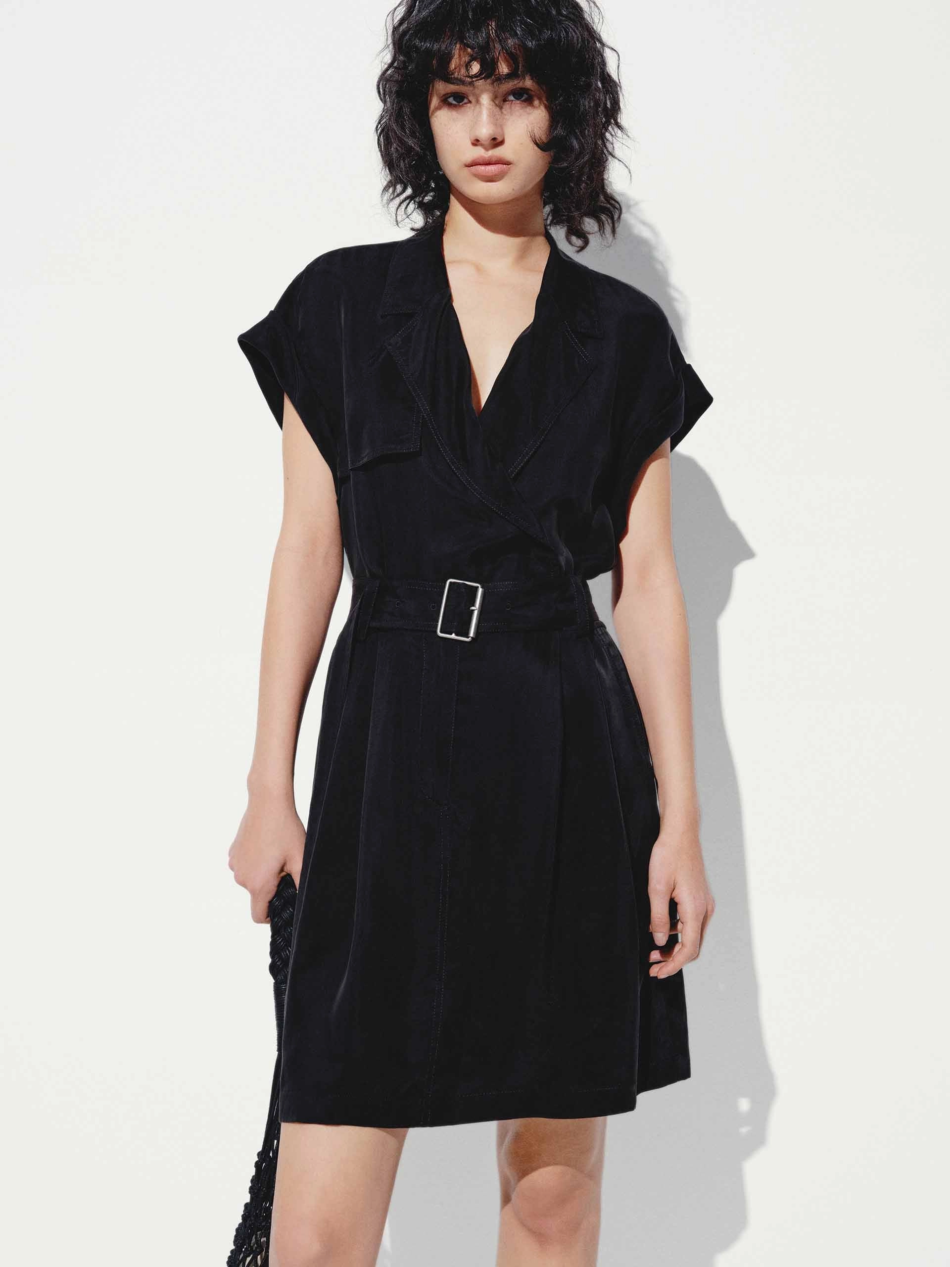 V-neck Black Mini Dress Relaxed Layer