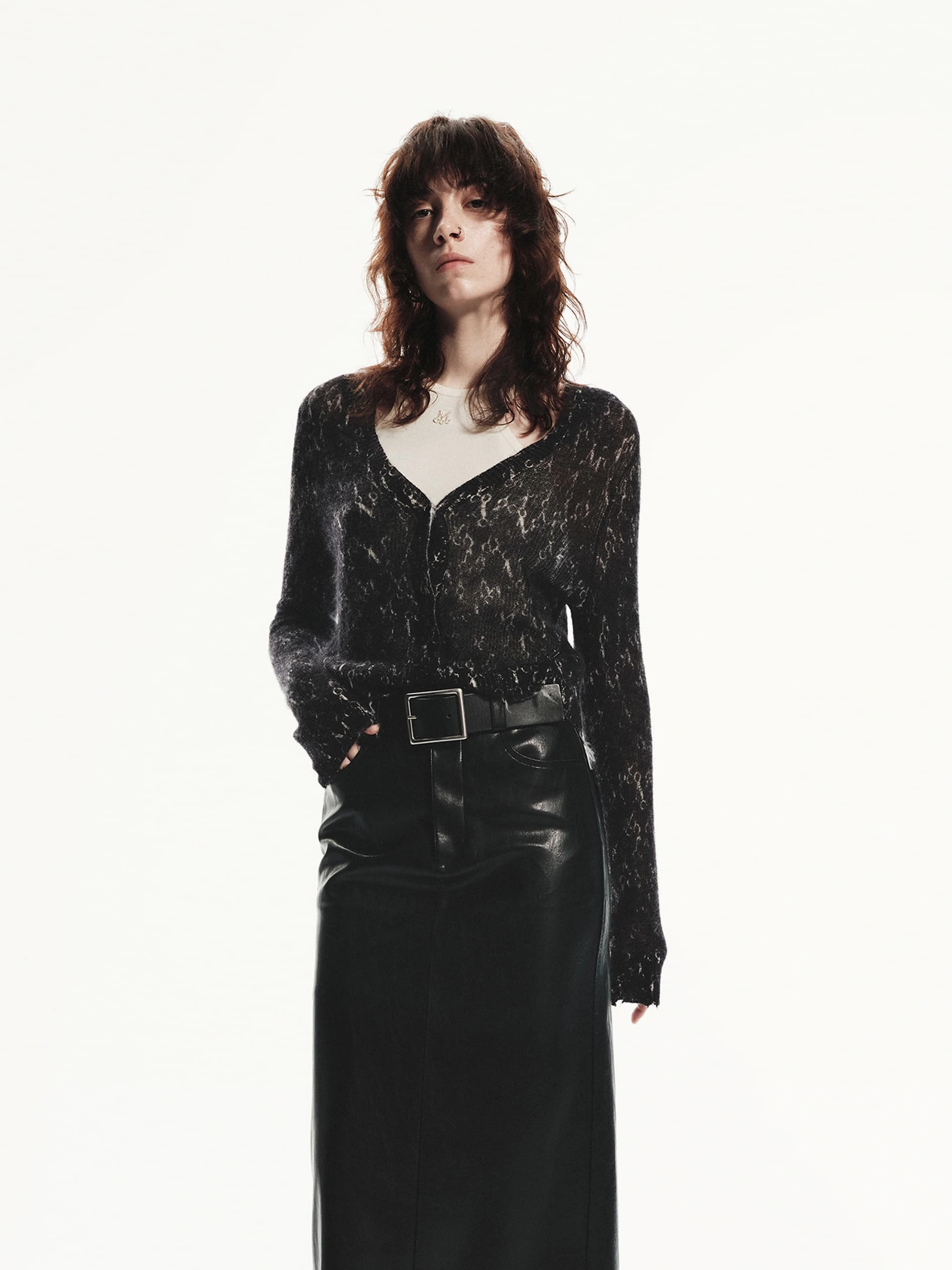V-neck Fitted Knit Cardigan TearResistantWeave