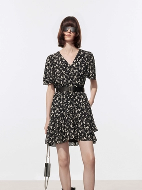 V-neck Floral Print Dress Relax Piece