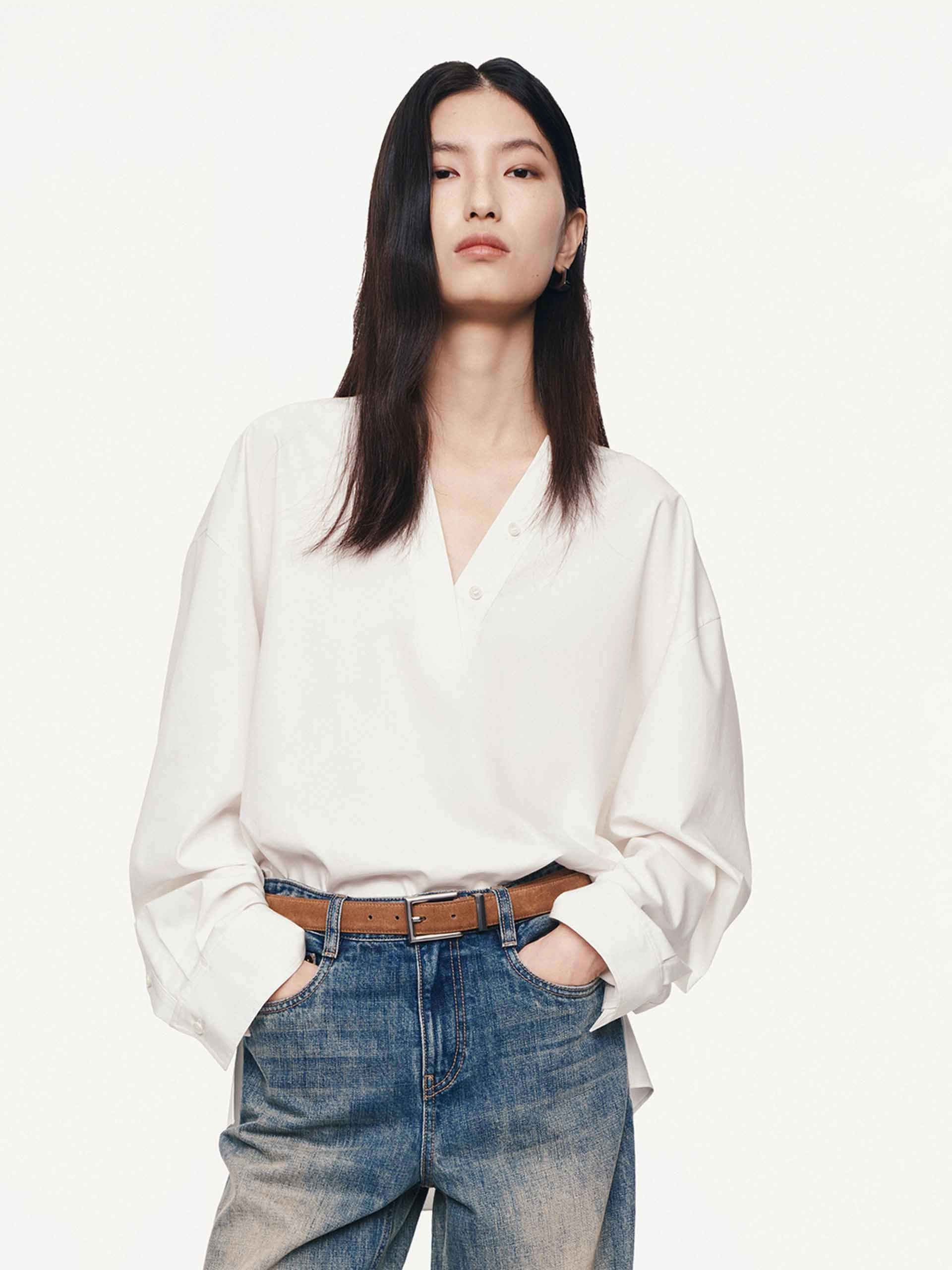 MultiPanelConstruction Double Stitched Hem V-neck Long Sleeves Blouse