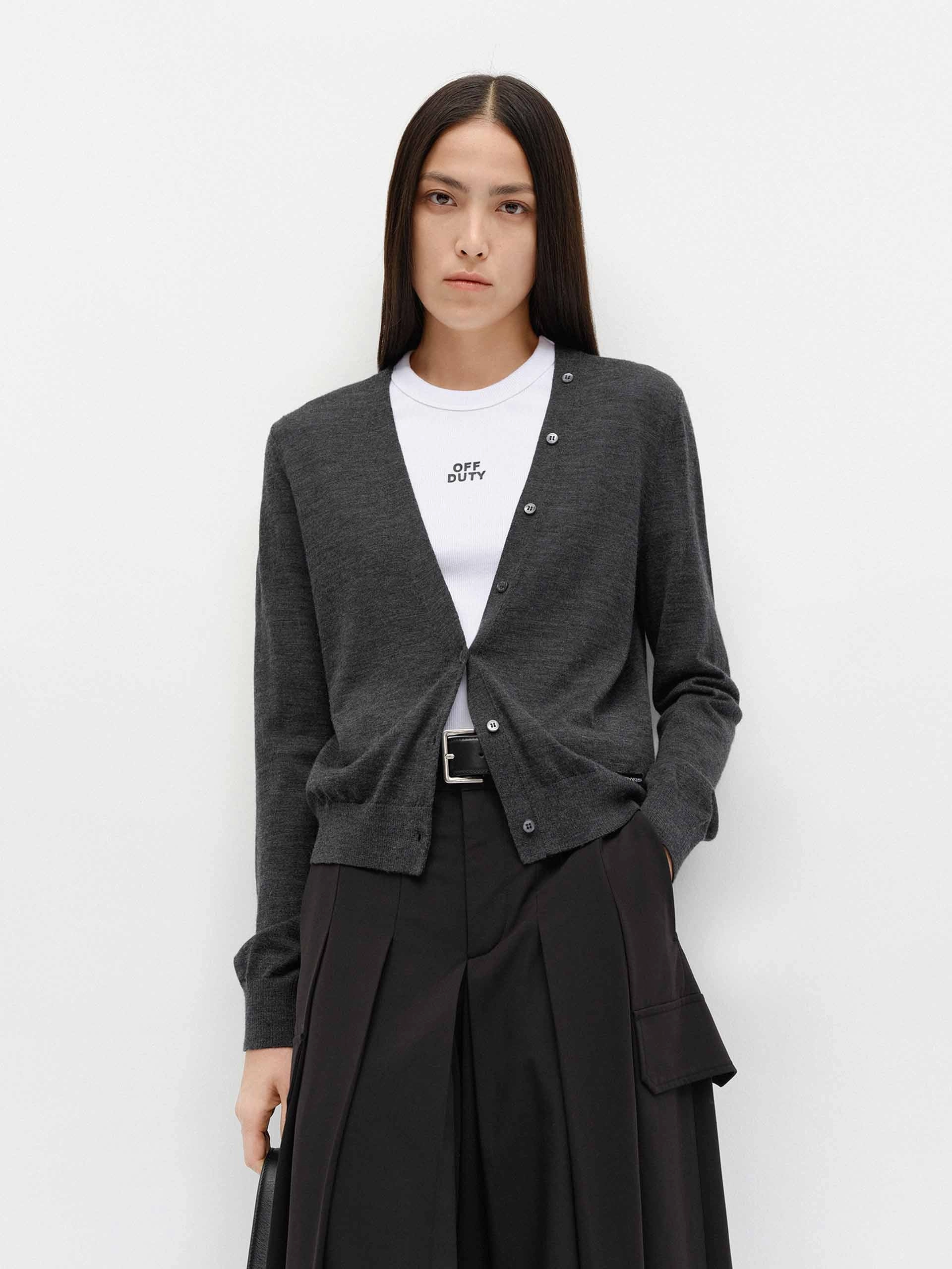 Relaxed Blouse V-neck Soft Wool Cardigan