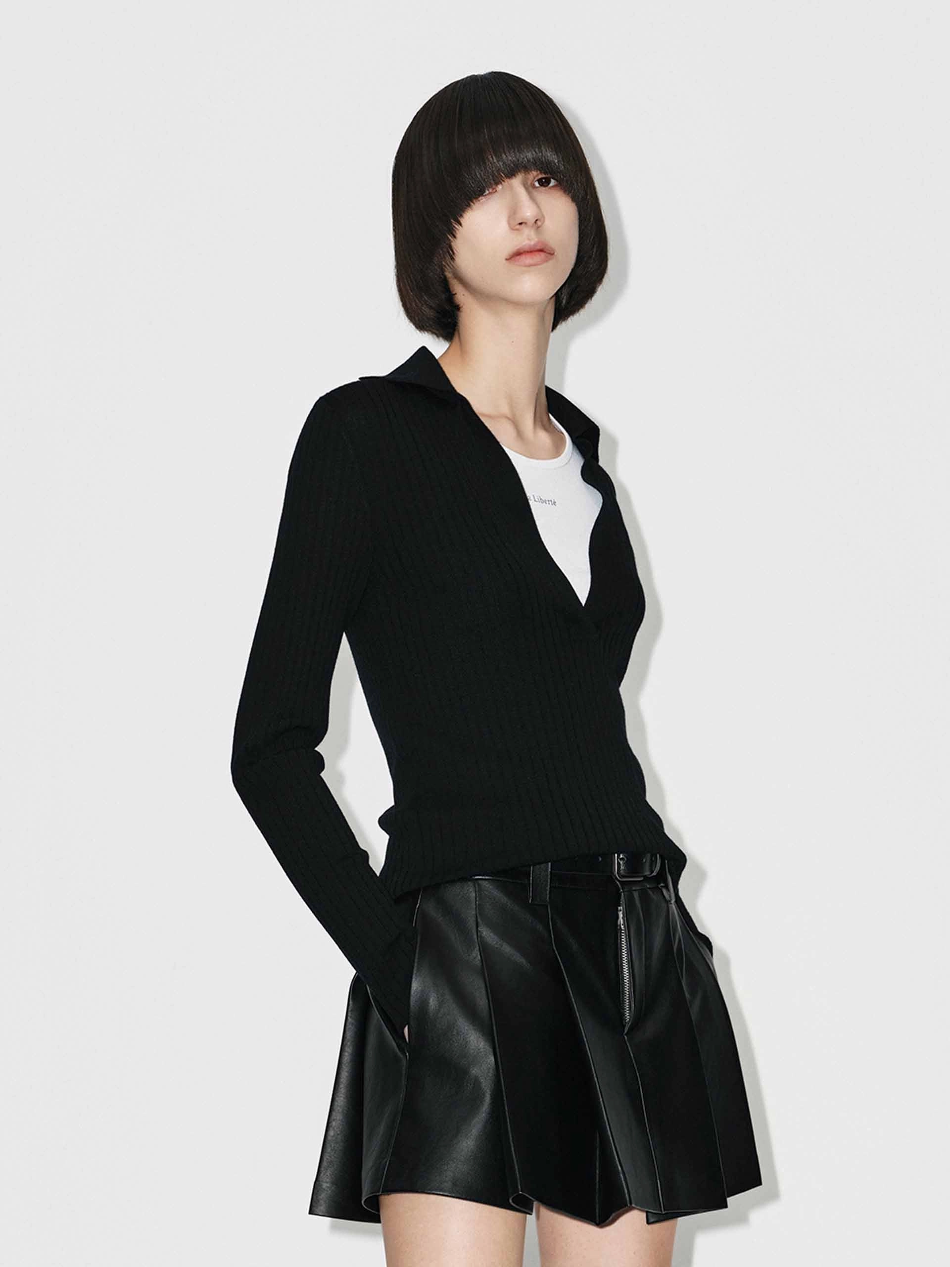 V-neck Wool Knitted Top Flexible Hemline