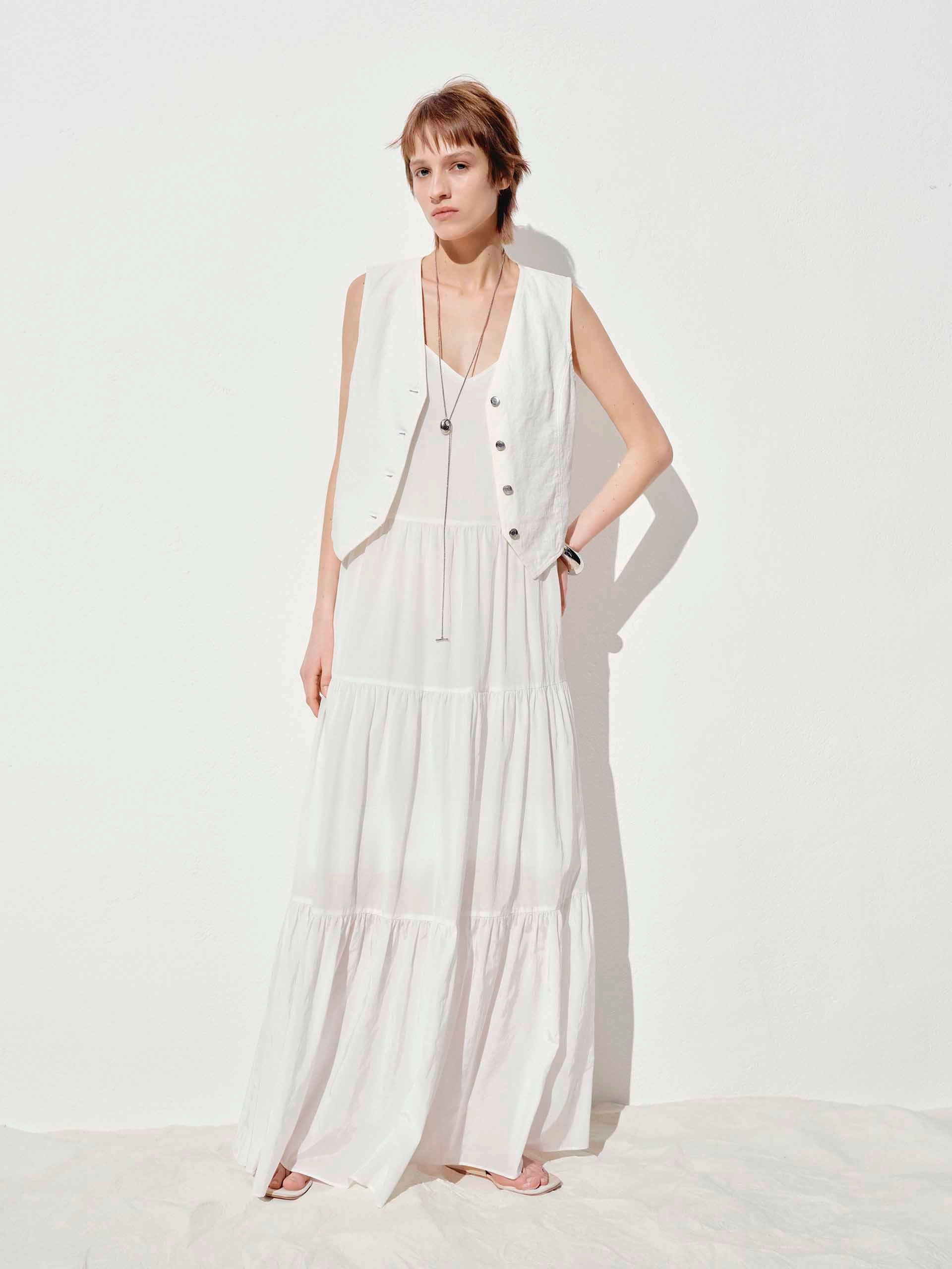 Noble Aura Spaghetti Straps Maxi Dress