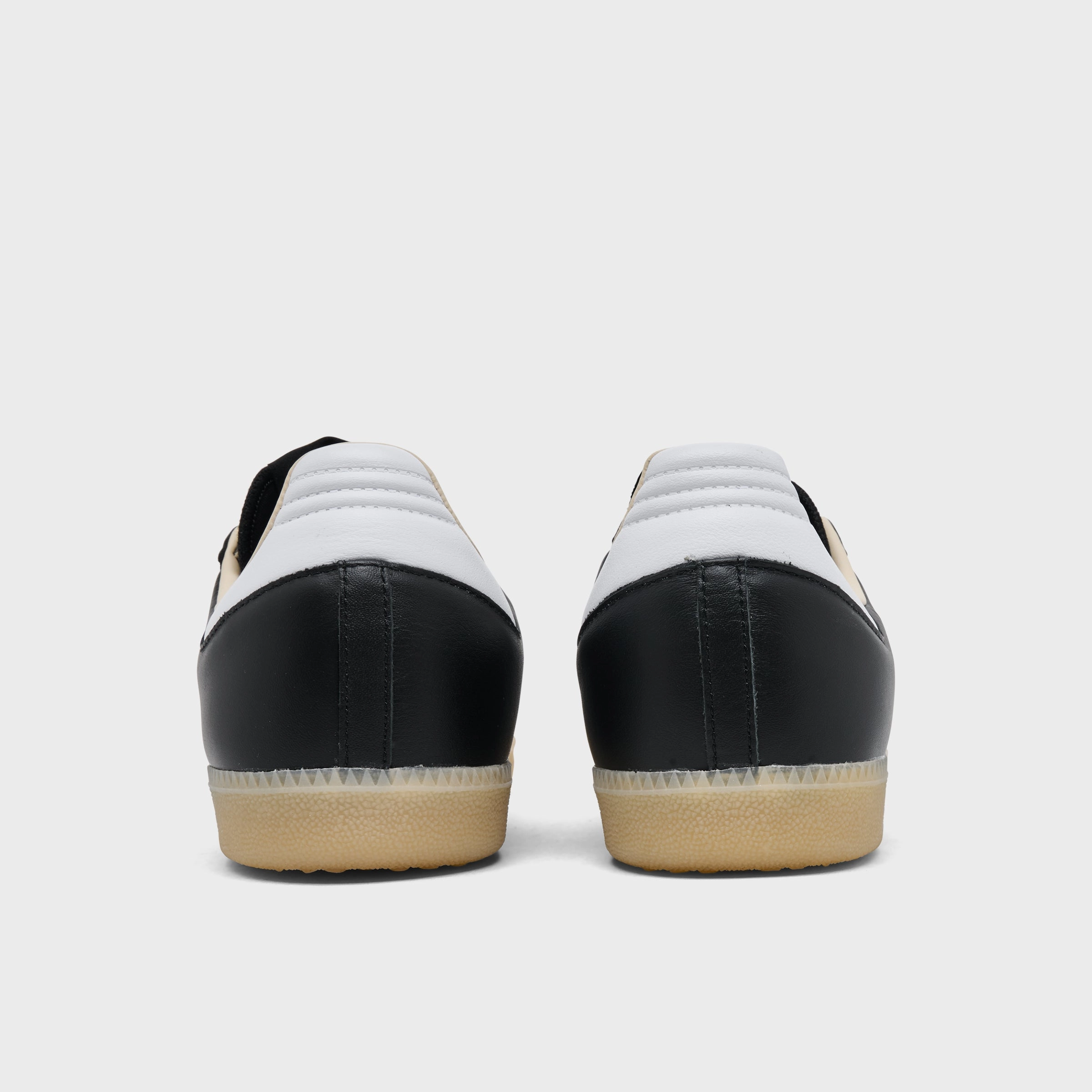 Breathable soles Cushioned Memory Foam adidas Originals Samba OG Black / White - Gum