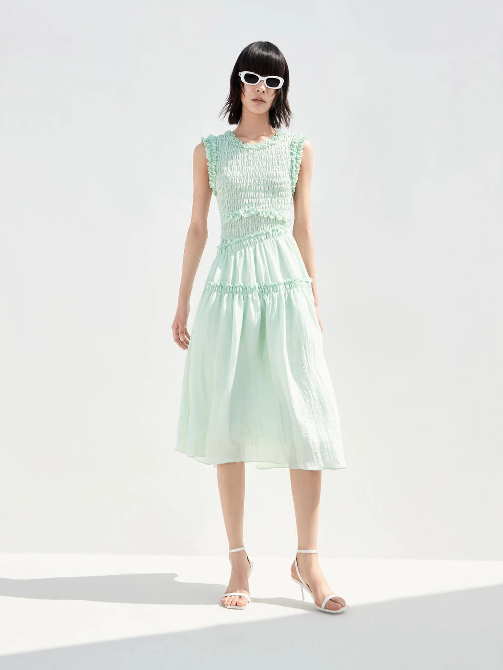 Slimming Shape Warm Base Ruched Sleeveless Midi Dress