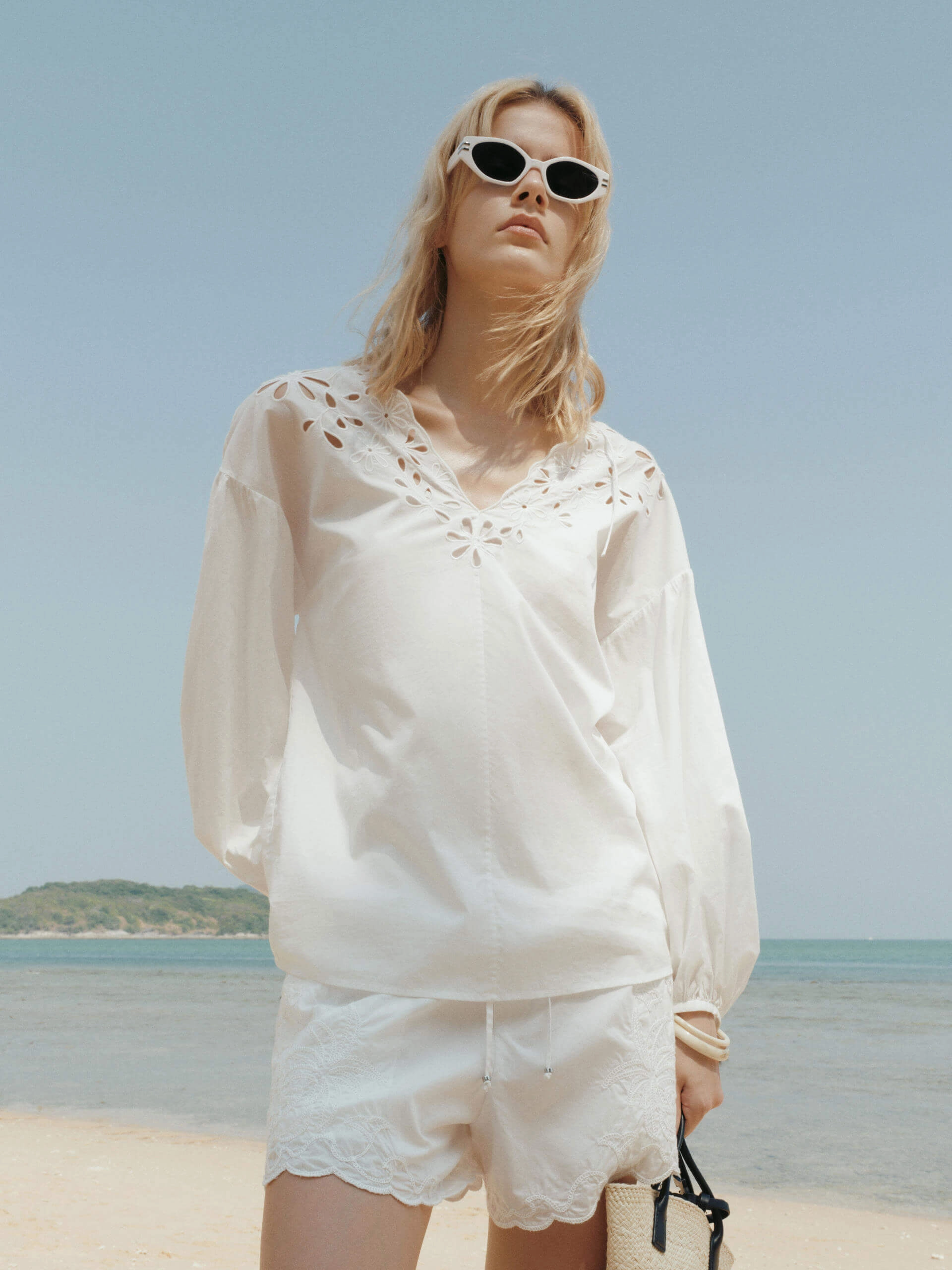 Volume Sleeves Cotton Blouse Flexible Neckline Printed T-shirt