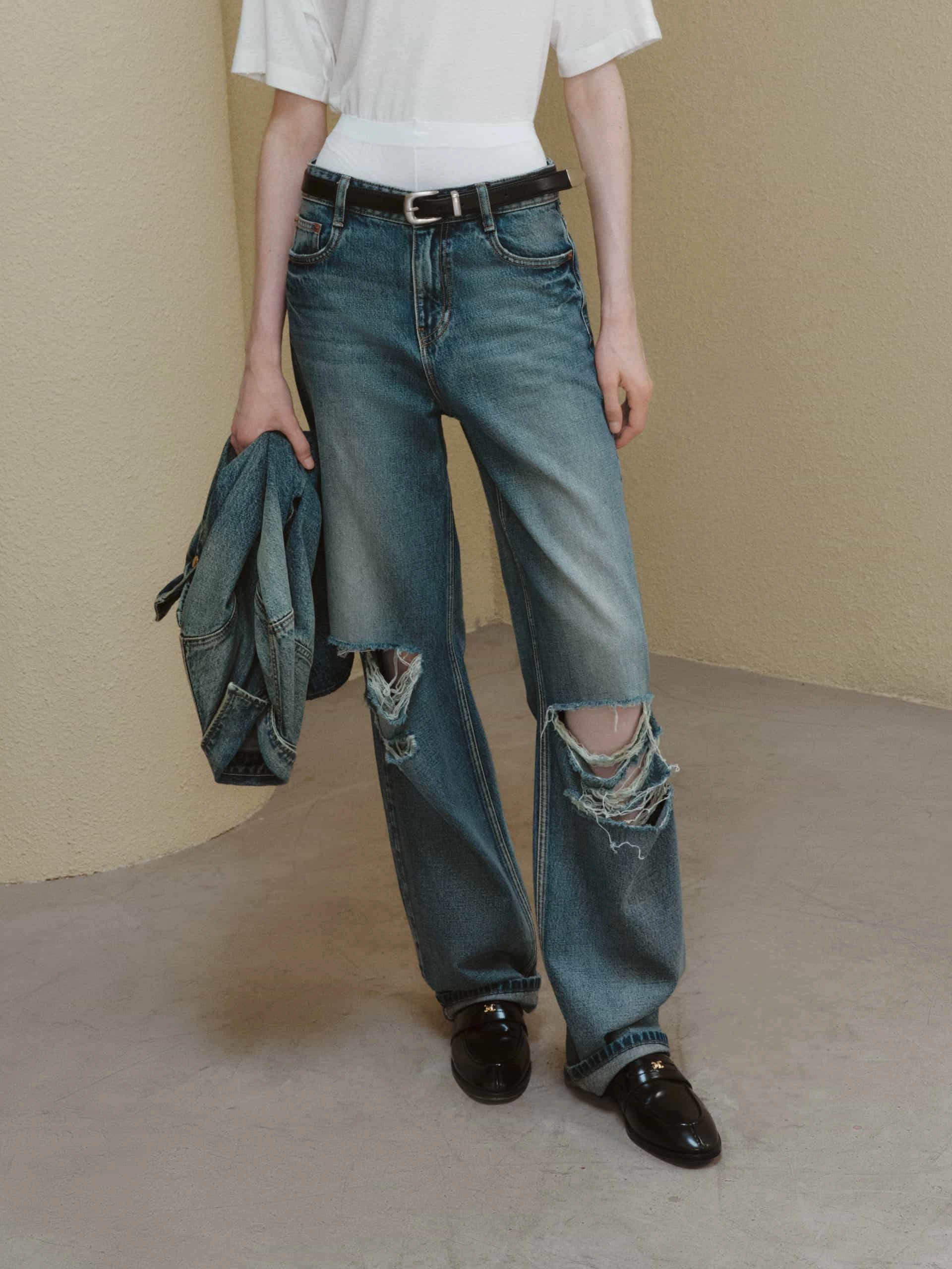 Nature Lover Gym Ready Music Event Ripped Detail Relaxed Jeans