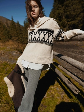standard fit Multi Panel Design Lapel Collar Fair Isle Sweater