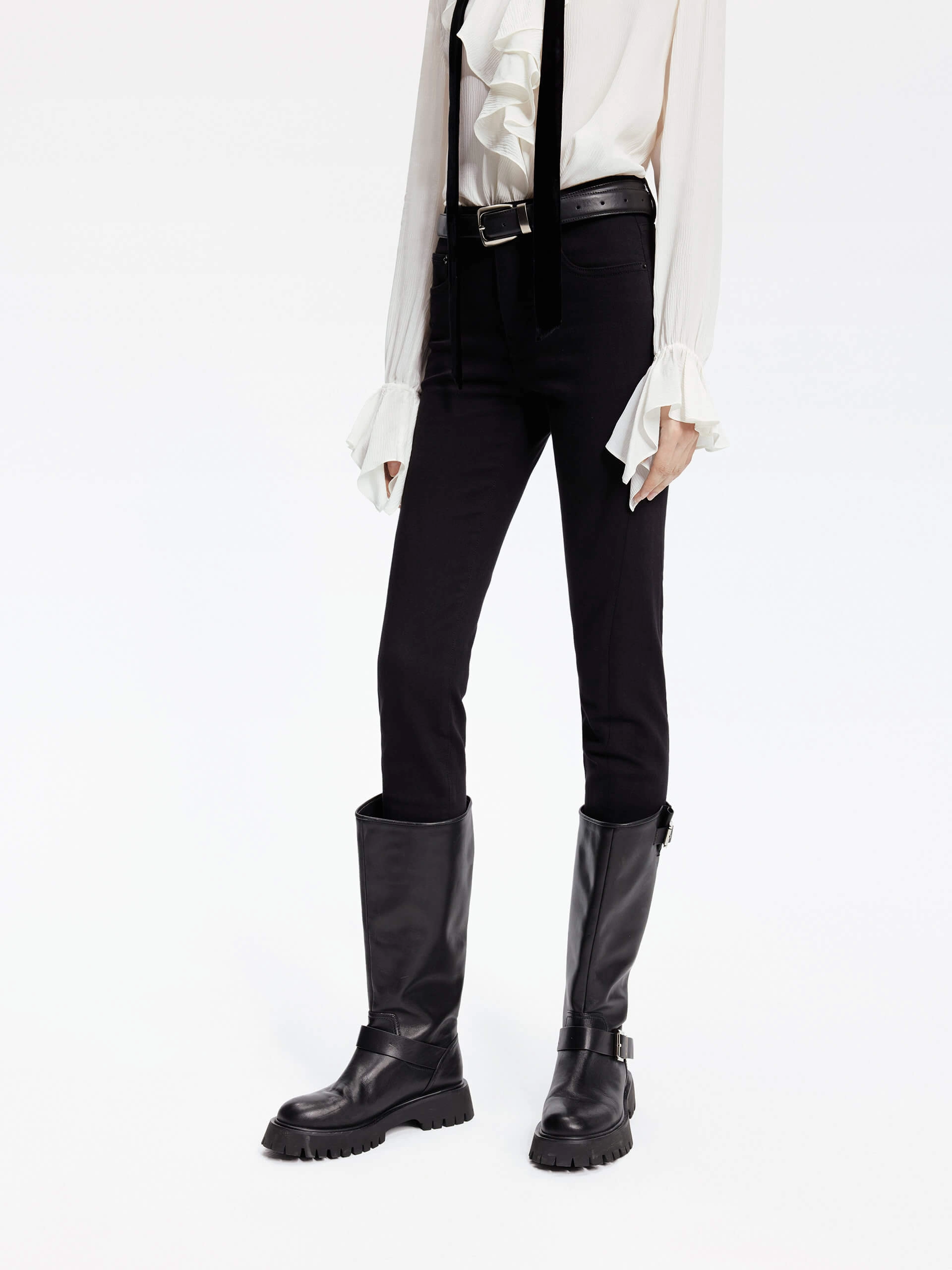 Black Skinny Leg Jeans Fashion friendly Tapered leg