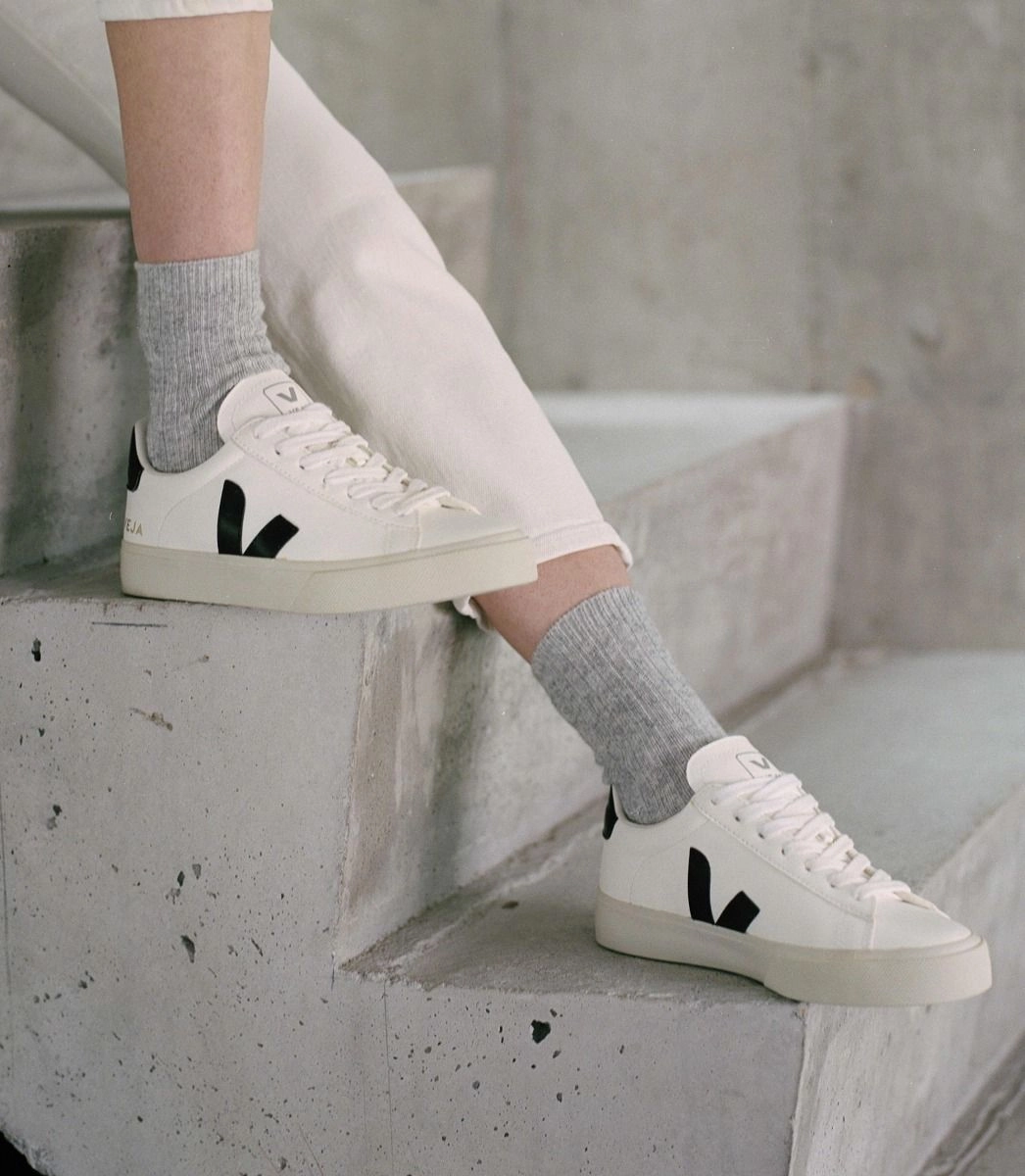 Soft foam All   Day Wear White Leather Sneakers (unisex)