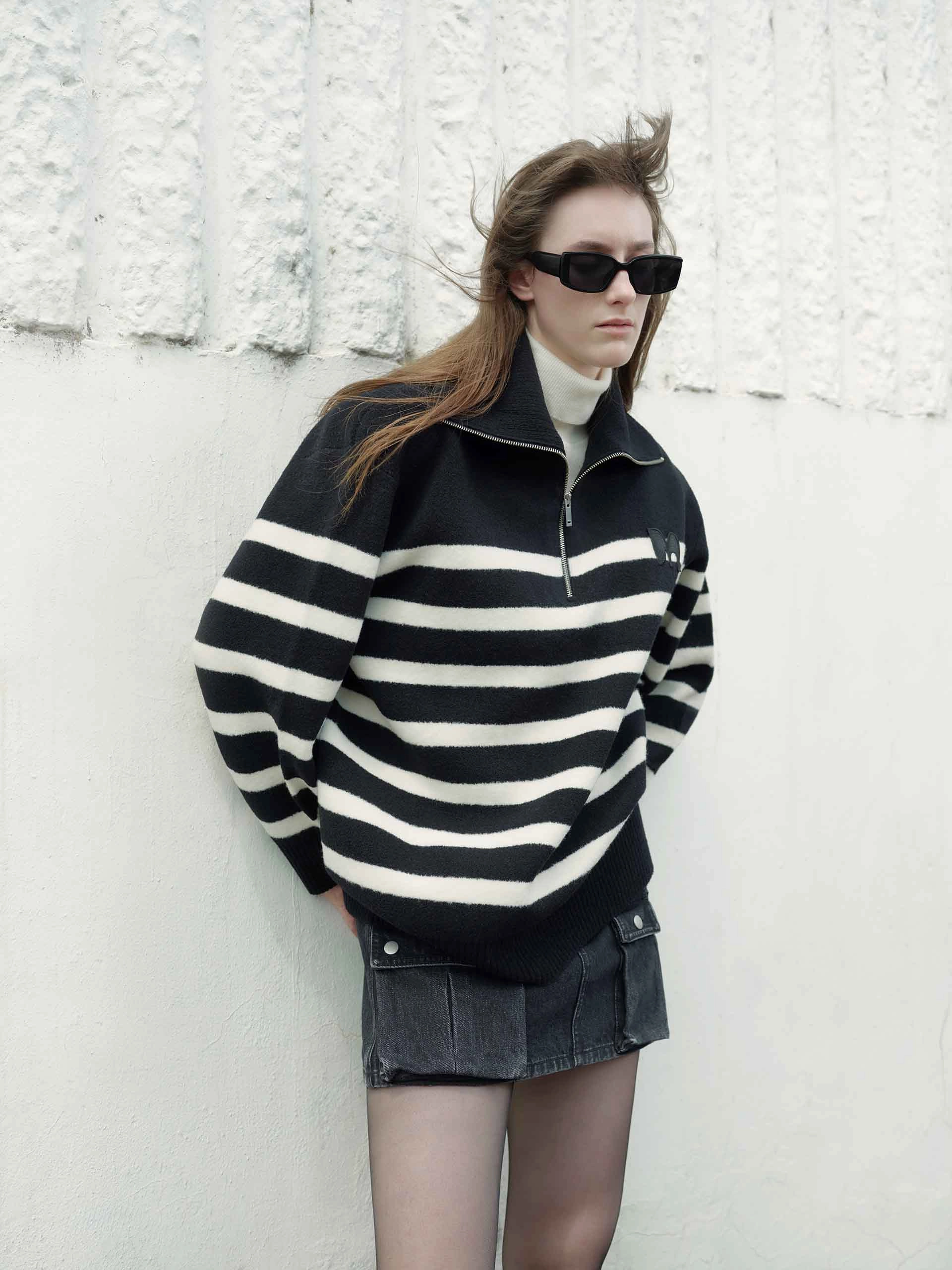 Wide Lapel Striped Sweater RelaxedNeckline Reflective Detailing