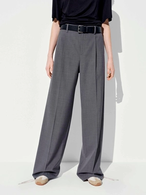 Wide-Leg Tailored Trousers Comfort Design Utility Pockets