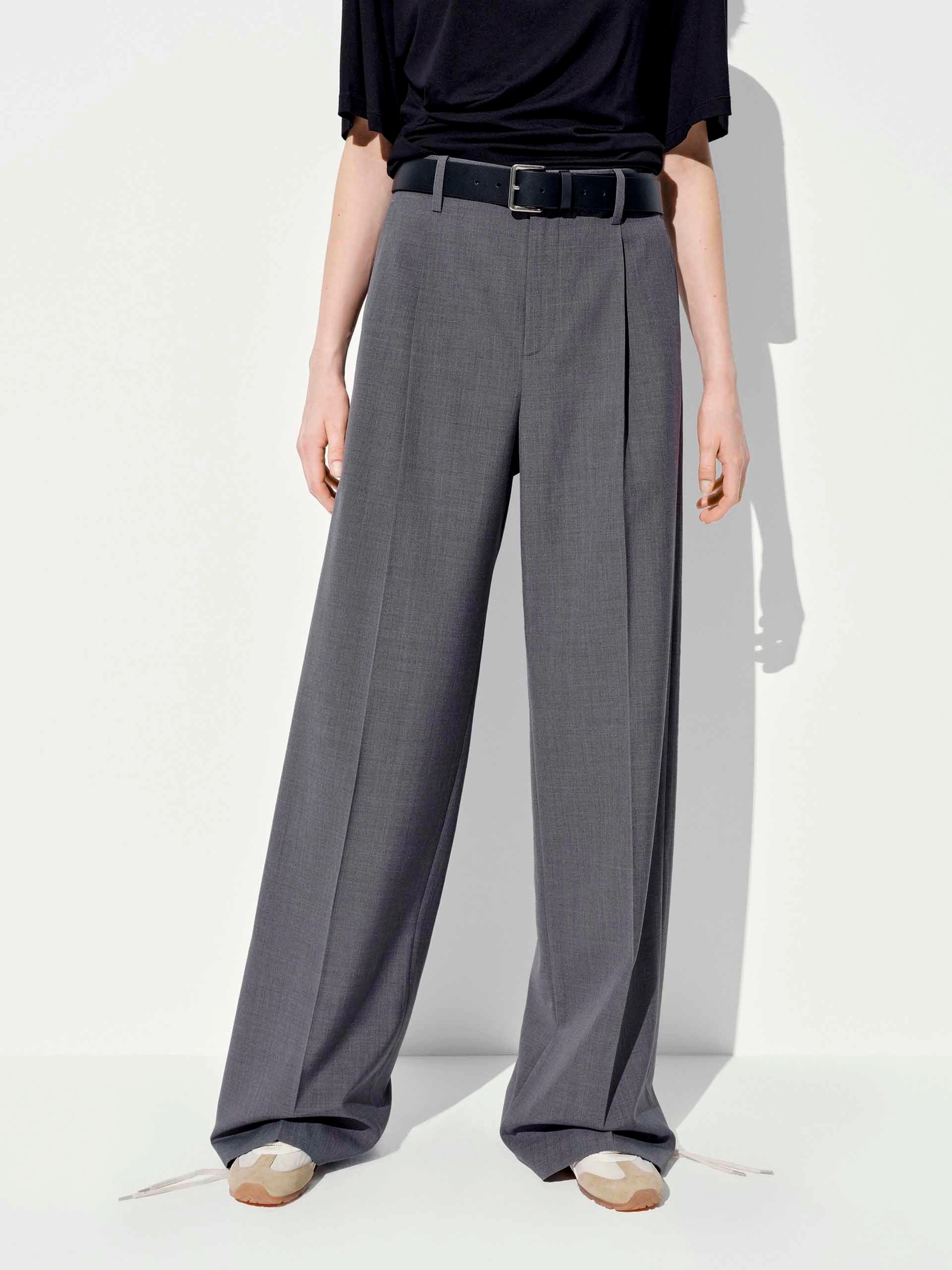 Wide-Leg Tailored Trousers Comfort Design Utility Pockets