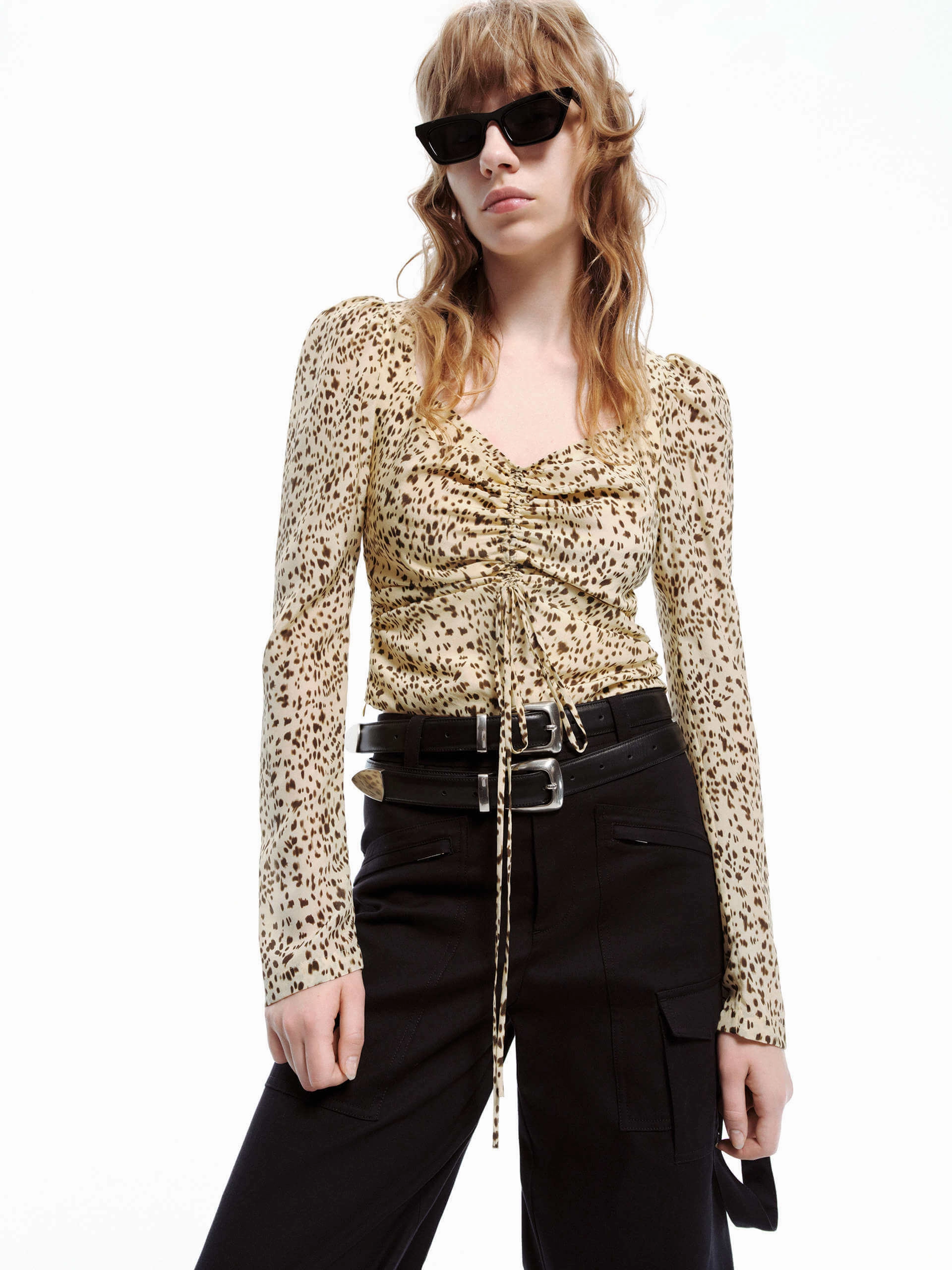 Breathable fabric FlexibleMobility Front Gathered Cropped Top