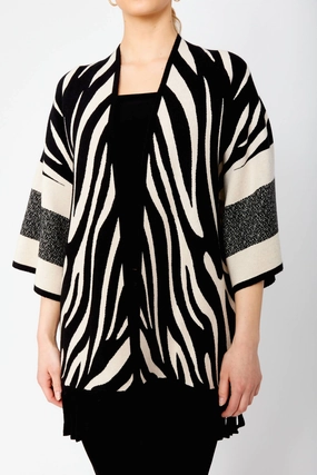Knit Throw Over In Black/tan Natural Fiber Blend
