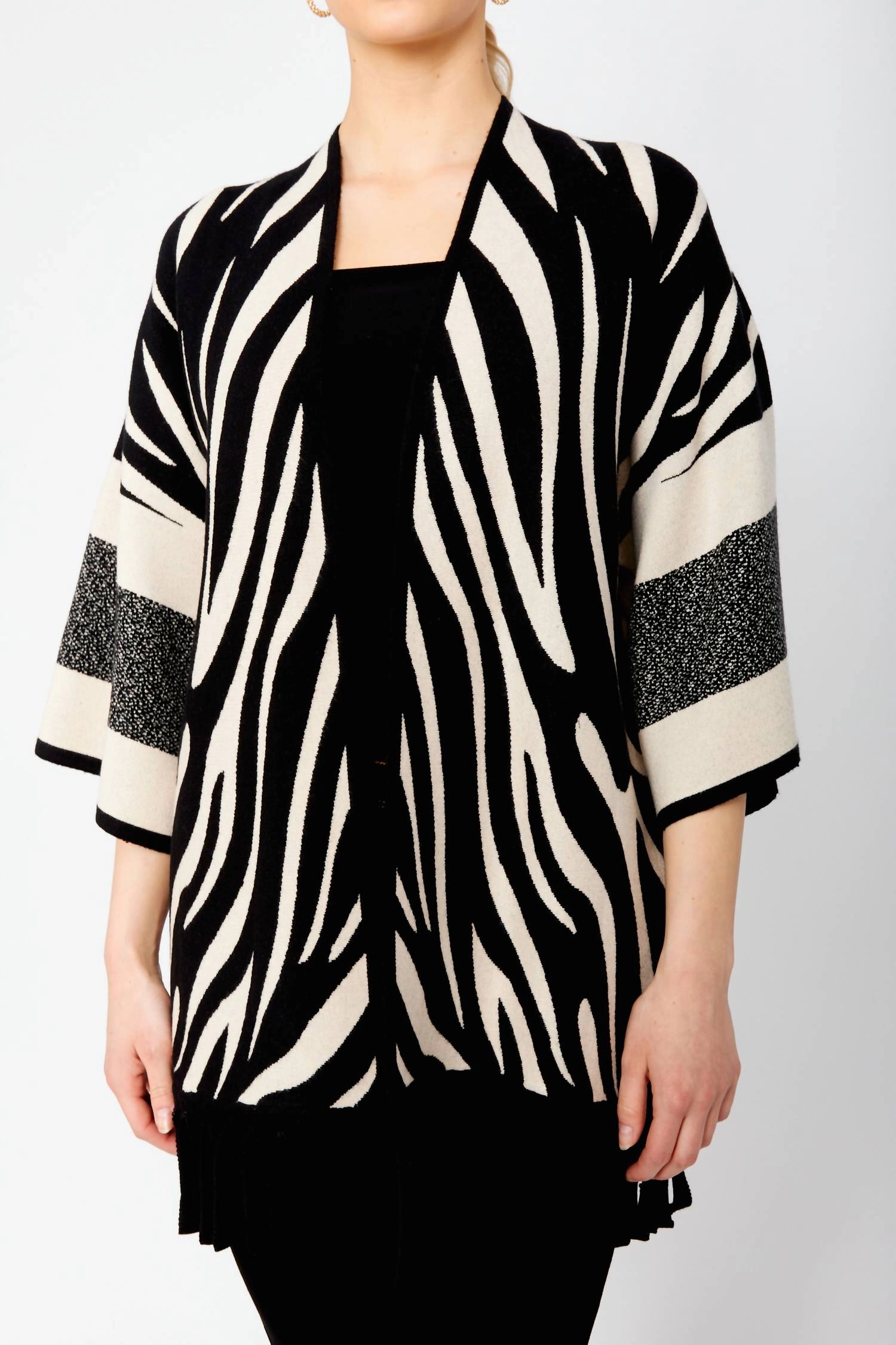 Knit Throw Over In Black/tan Natural Fiber Blend