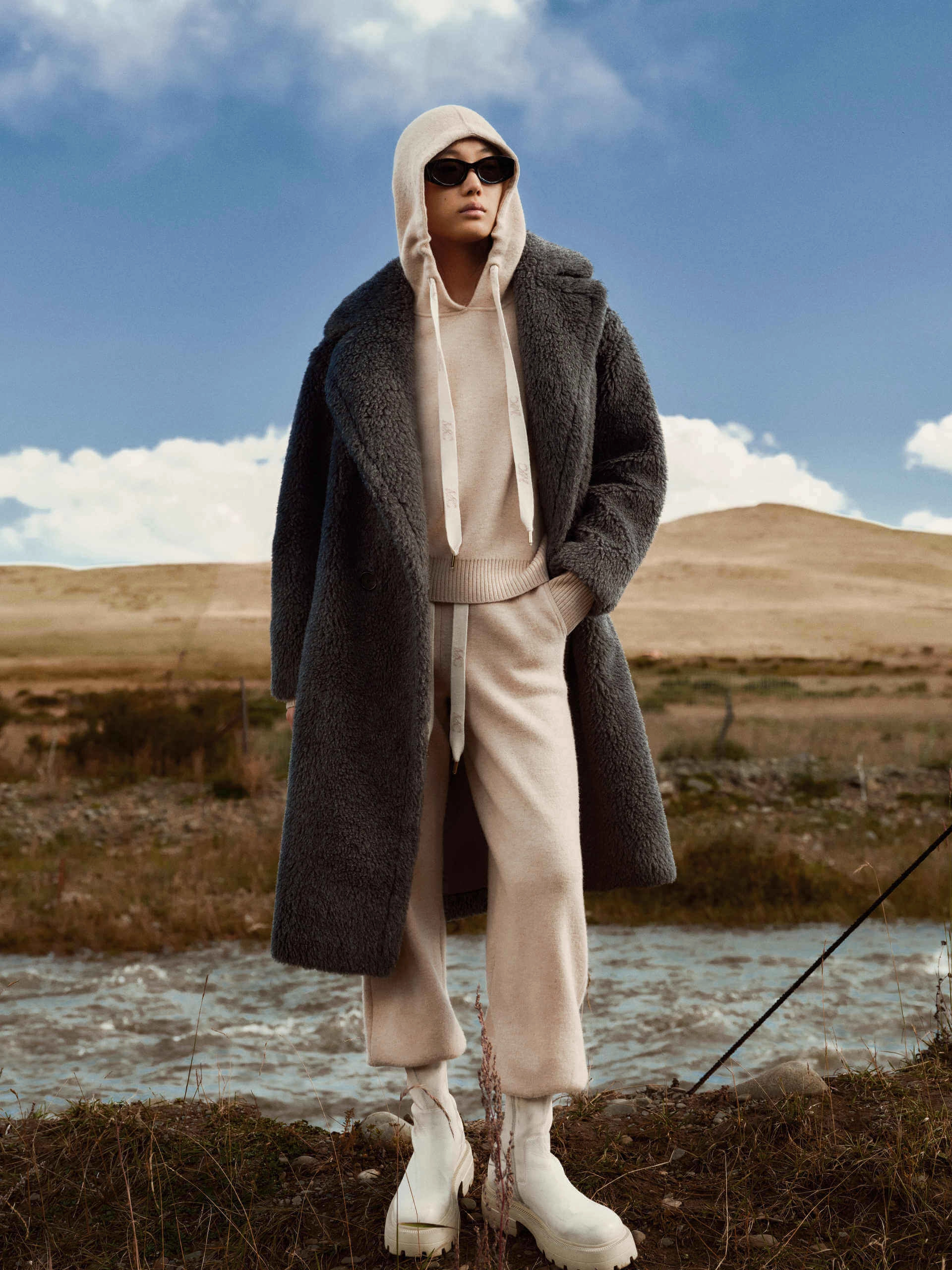 FlexibleHoodDesign Rugged Style Wool Blend Teddy Coat
