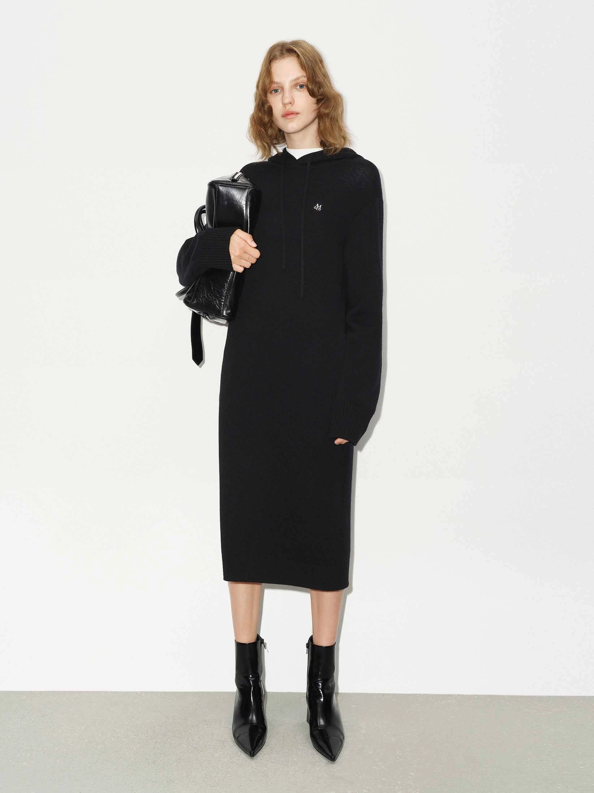 Heart Glow Wool Hood Midi Dress