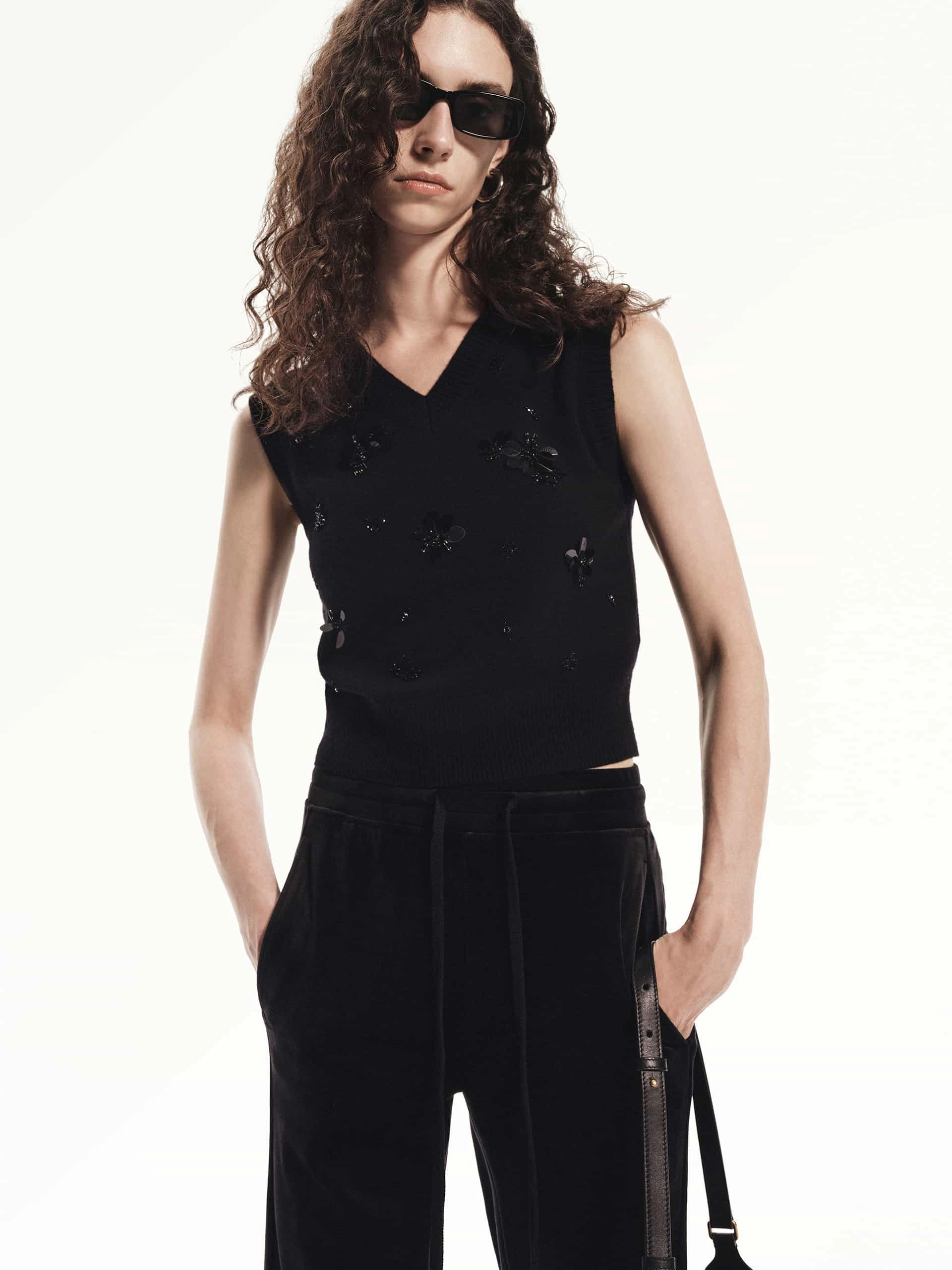 Tear Resistant Fiber Blend Wool Sequin Knit Vest