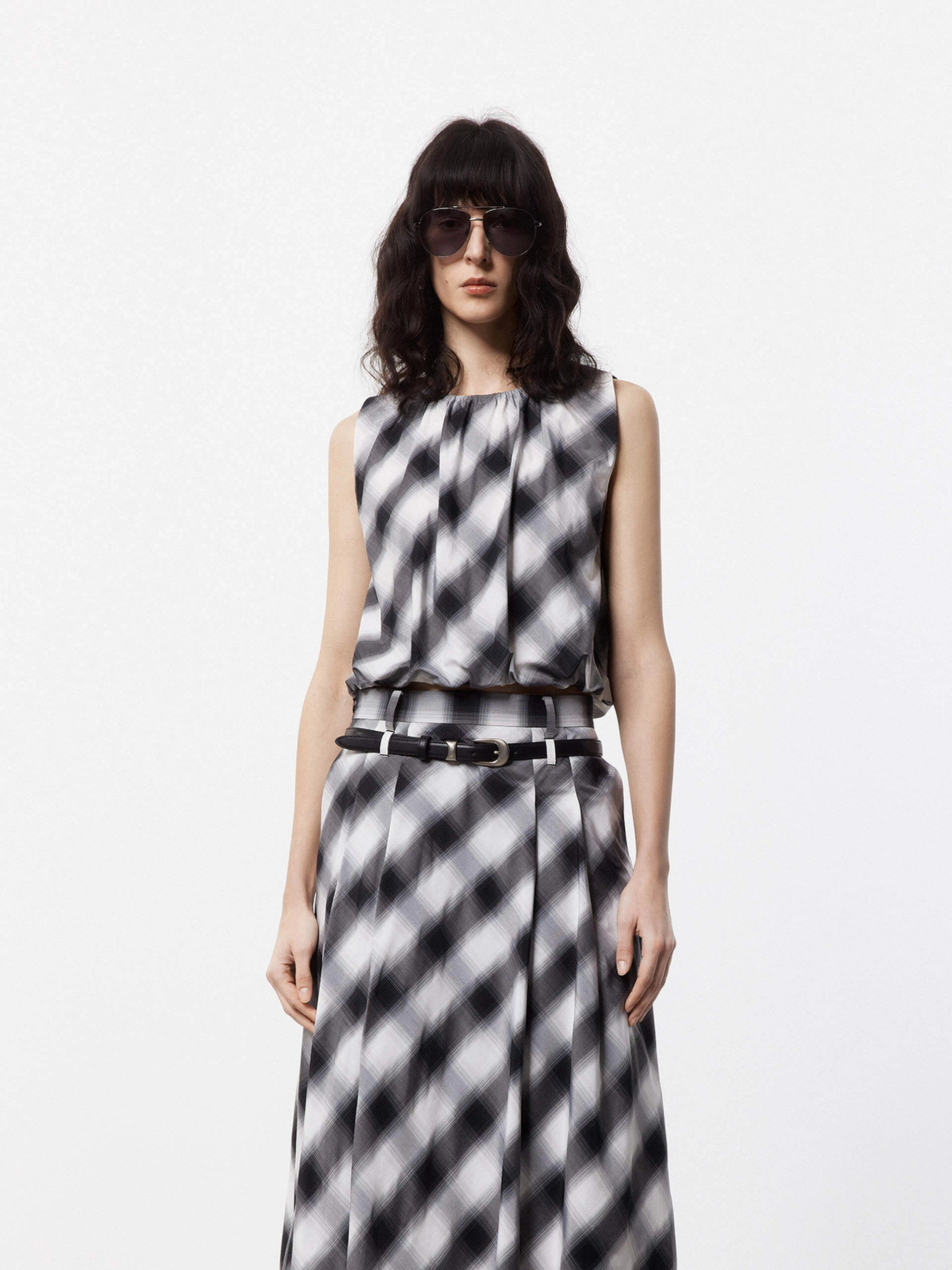 Comfortable Collar Sleeveless Checkered Top