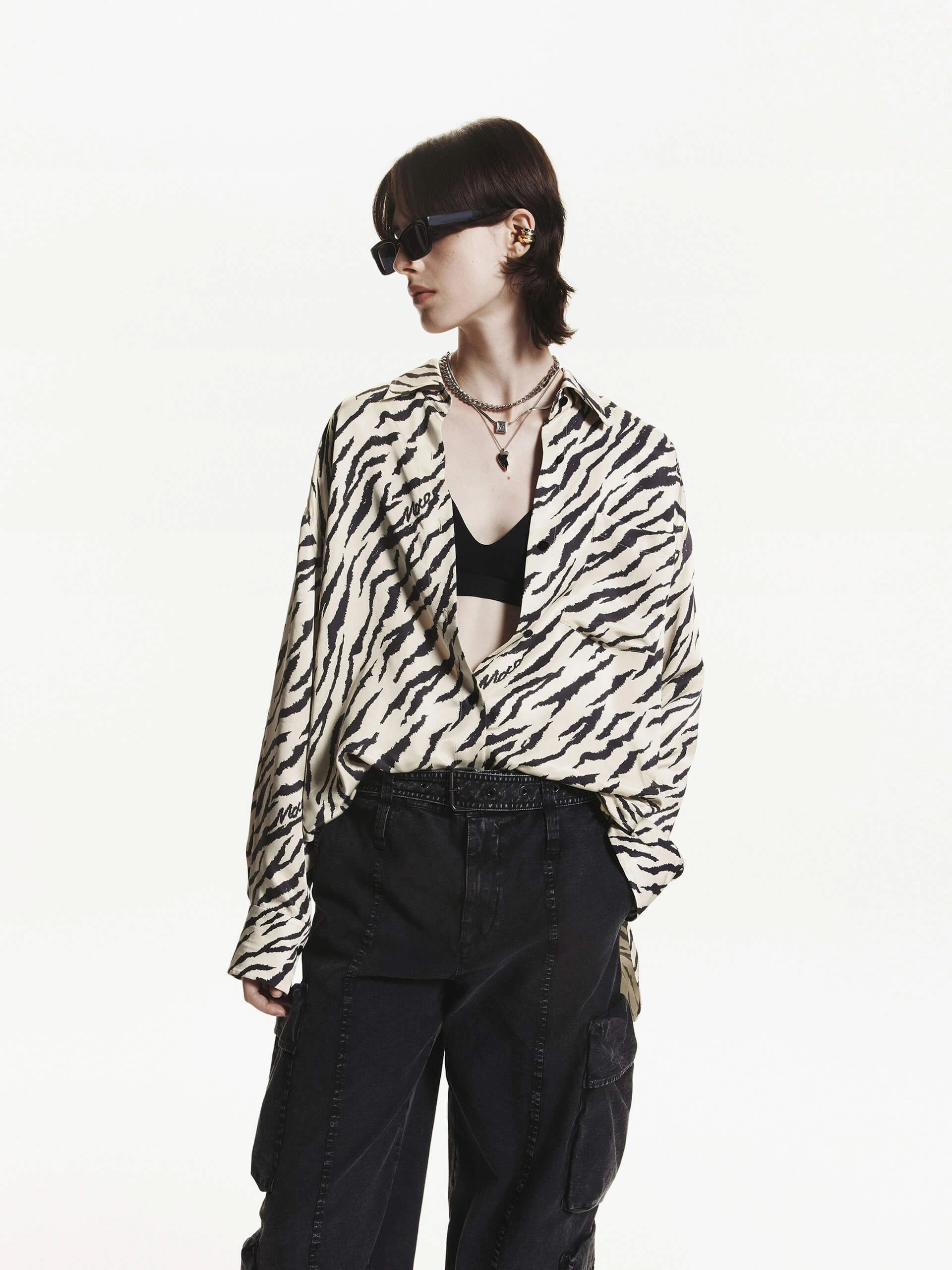 AntiMicrobialLining Breathable Microfiber Loose Tiger Print Shirt