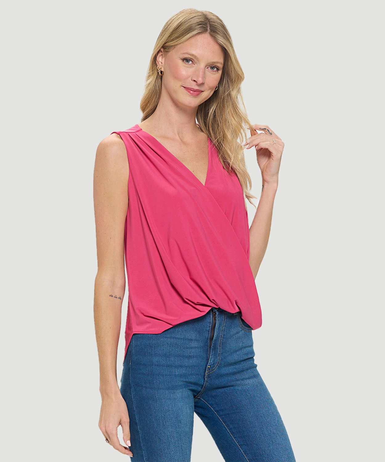 AntiPillingTechnology Silicone Print Detail Drape Tank