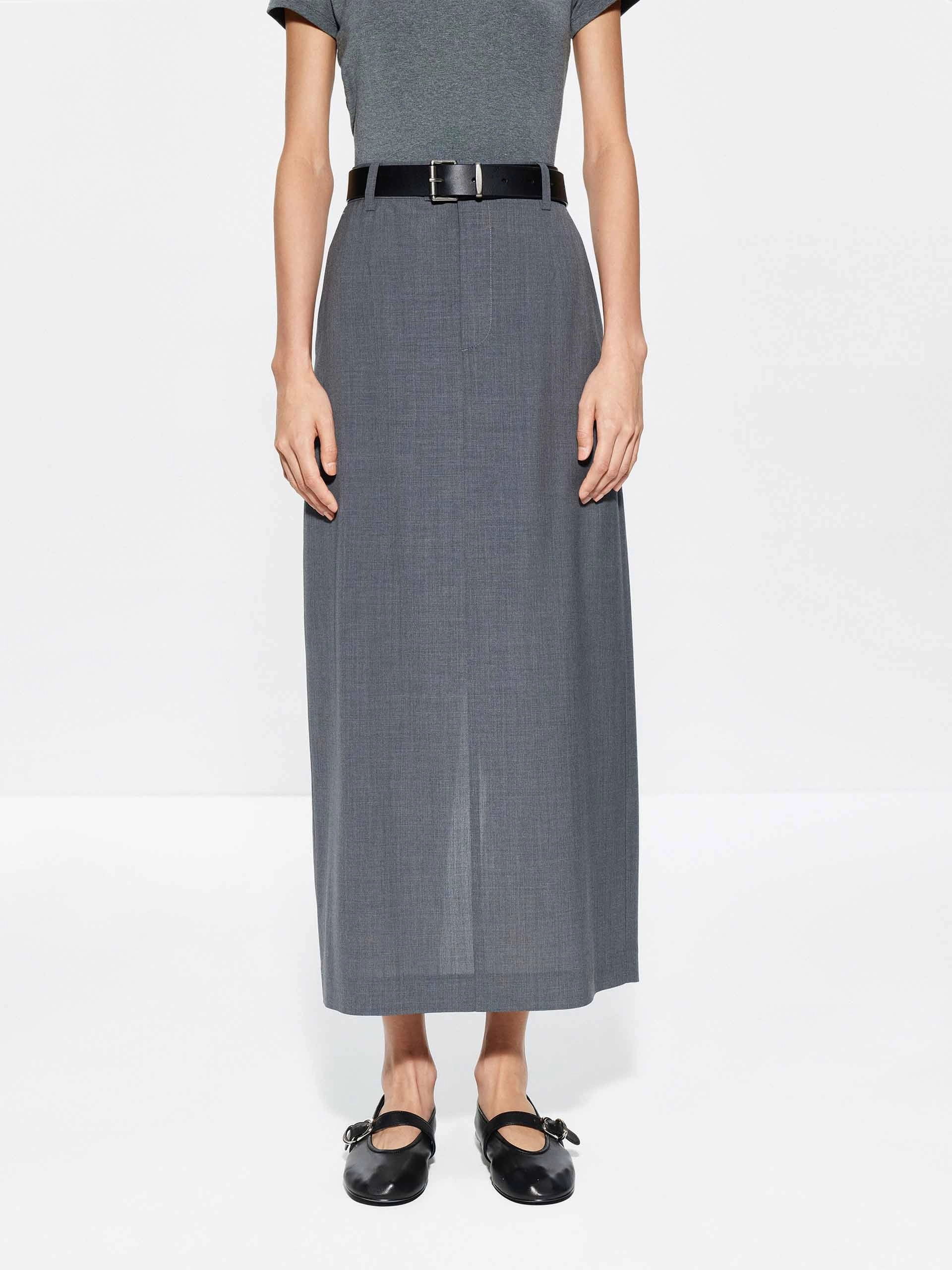 Straight Cut Back Slit Skirt Sleek Comfort Sleek Waist
