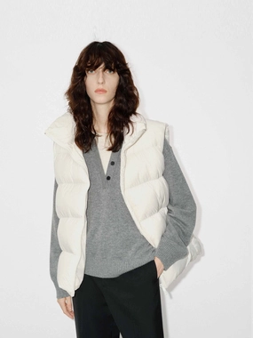 Zip Closure Goose Down Vest AntiStatic Inner Layer Fashion Trend