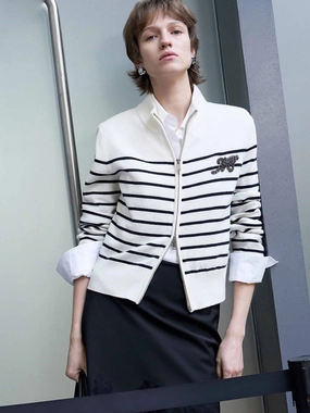 Zip Closure Wool Cardigan Quick Access Slit